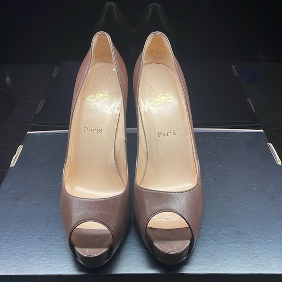 Christian Louboutin platform peep toe pumps, chocolate leather - Picture 2 of 7